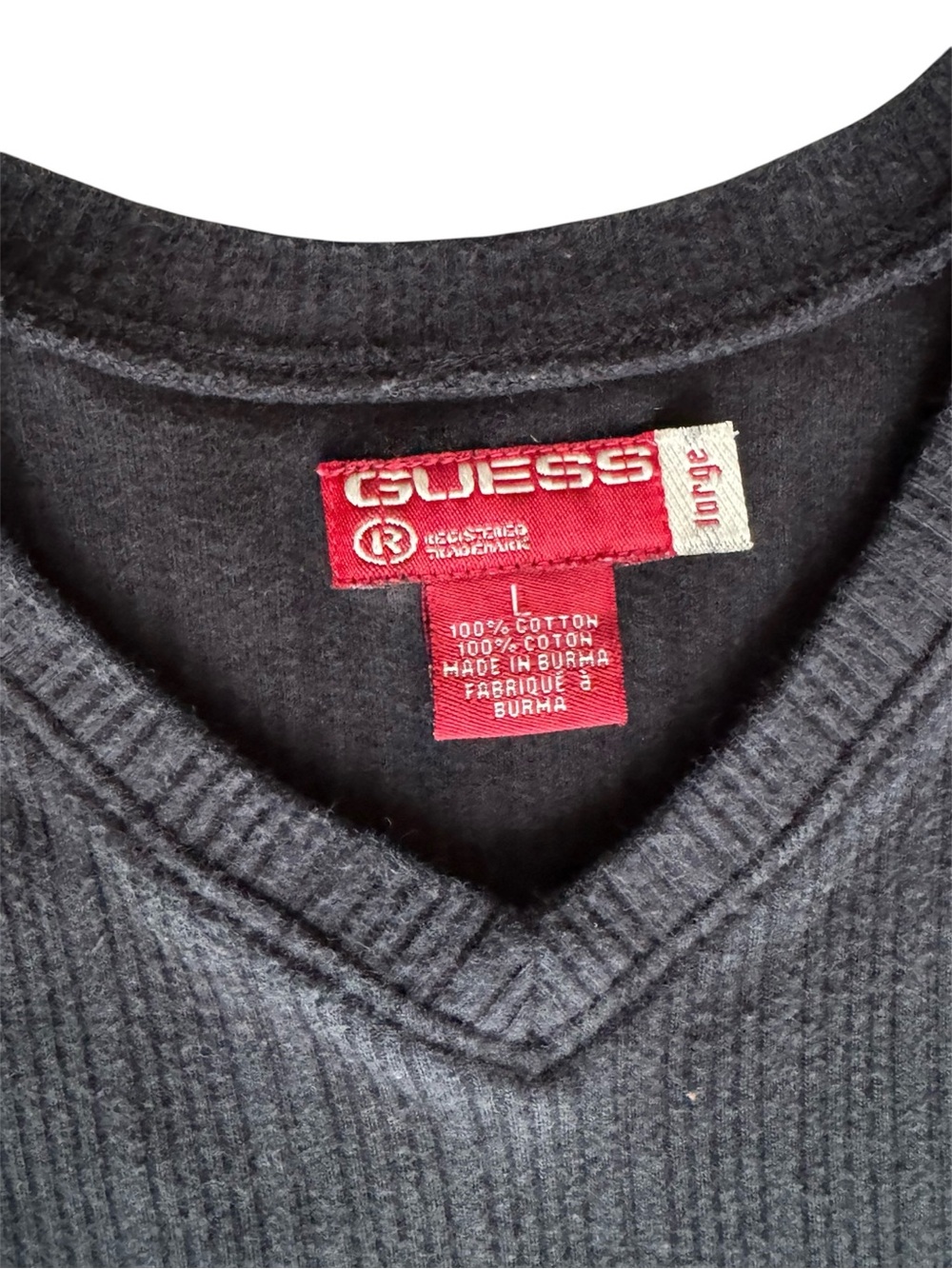 Vintage Guess Mens Black Ribbed V-Neck T-Shirt Large Y2K - Picture 2 of 7